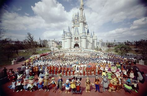 20 Vintage Photos Of Disney World That Will Give You All The Feels