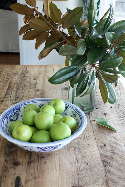 Dining table decor for an everyday look dining room table. 6 Simple Everyday Centerpiece Ideas - Emily A. Clark