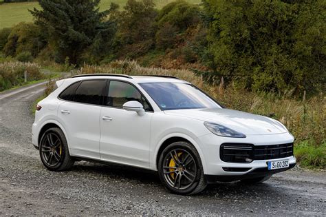 Porsche Cayenne Suv 2018 Photos Parkers