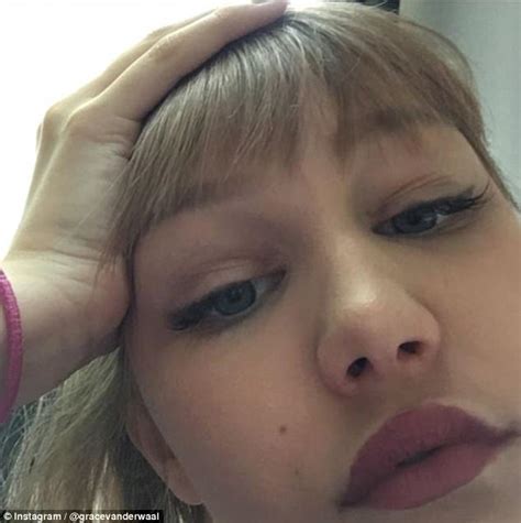 Grace Vanderwaal Shares Selfies With And Without Make Up Daily Mail