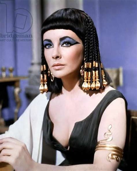 elizabeth taylor as cleopatra in the 1963 epic drama film 1963