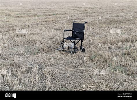 Invalid Carriage High Resolution Stock Photography And Images Alamy