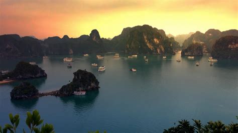 Vietnam Sunset On Halong Bay 2016 Bing Desktop Wallpaper Preview