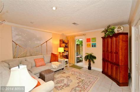 Builders installed the textured treatment to help absorb. Textured Ceiling, not popcorn How to remove ...