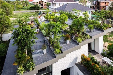 Roofgardensminihangingplants2017terracegardensimplegarden