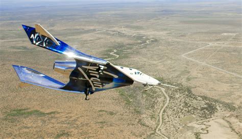 Spaceshiptwo Makes Its First Gliding Test Flight Over New Mexico
