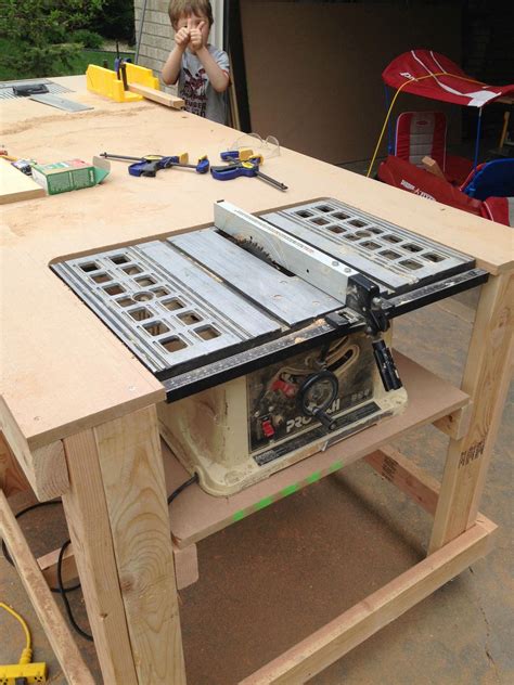 Check spelling or type a new query. woodshop workbench #Workbenches | Beginner woodworking ...