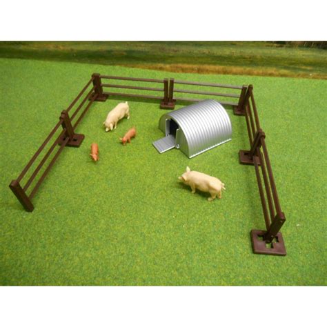Britains 132 Pig Pen Set Pigs Arc And Fence One32 Farm Toys And Models