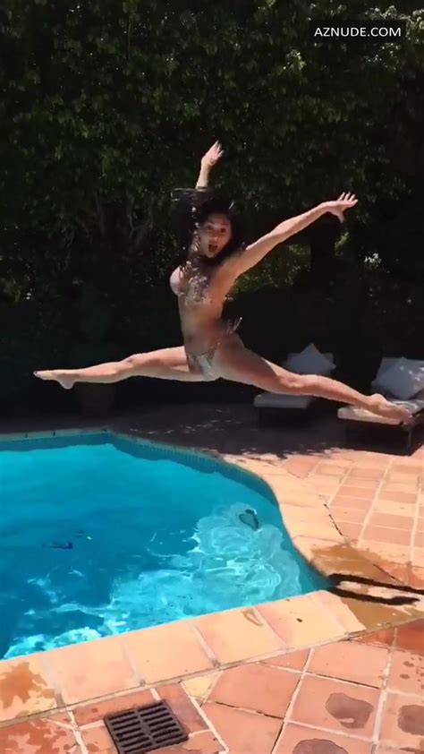 Nicole Scherzinger Poses By The Pool And Shows Off Her Sweet Body While Dancing With Zack