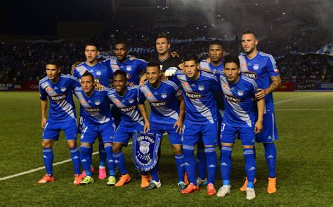 Club sport emelec, guayaquil, ecuador. Emelec en el 2016: el mejor del Ecuador, uno de los ...