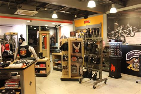 Harley davidson showrooms in chennai, delhi,mumbai, hyderabad, bangalore, pune, kolkata and more. Surat and Bangalore Welcomes New Harley-Davidson Dealerships