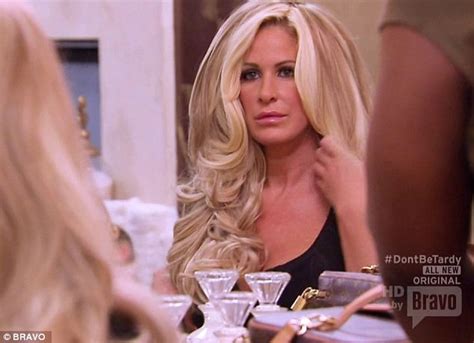 Kim Zolciak Meets With Her Wig Stylist To Discuss The Perfect Tresses