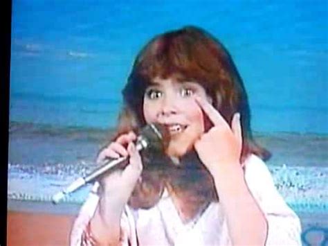 Ginny hoffman is an actress, known for camaleones (2009), emma and elvis (1992) and dulce desafío (1988). Marichelo cantando "La ola" - YouTube