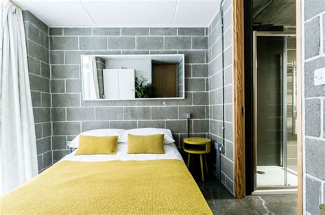 New projects information by price, sq ft, bhk, possession and more. Bedroom with double-width opening into en-suite | Modern ...