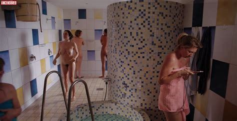 Naked Pauline Fusban In Heated A Sauna Session