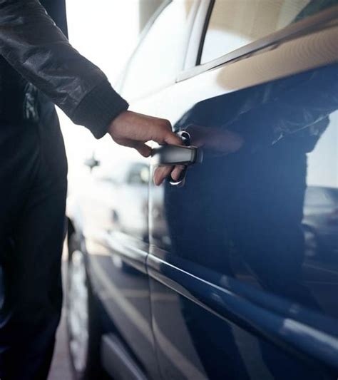 Motorists Warned As Thieves Use Jammers To Unlock Cars And Steal From