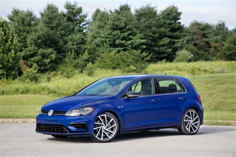 2018 Volkswagen Golf R Hatchback Specs Review And Pricing Carsession