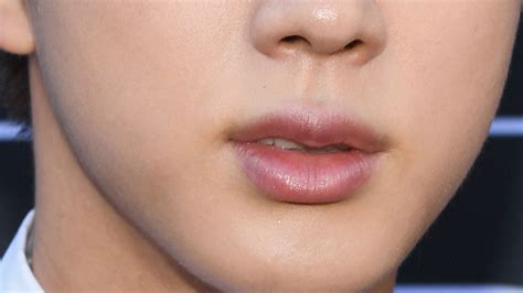 What Are ‘cherry Lips A Guide To Koreas Biggest Lip Filler Trend Allure