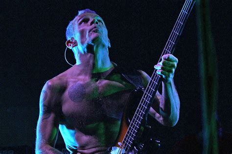 Red Hot Chili Peppers Bassist Flea Plans To Write A Tell All Memoir