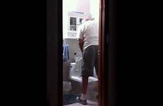 toilet men old peeing pee grandpa piss gay public sex people porno him seeing likes seat