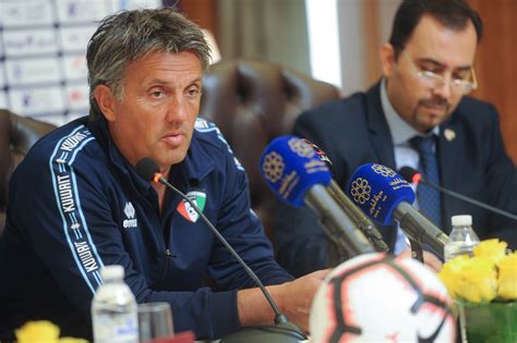 حطم المنتخب الجزائري لكرة القدم الرقم القياسي في عدم الهزيمة المسجل باسم منتخب كوت ديفوار، بينما كرر قائد منتخب الخضر رياض محرز. كونا : مدرب منتخب الكويت: اعدادنا جيد لمواجهة استراليا ضمن ...