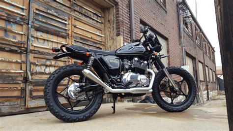 This minimalist suzuki scrambler is a work of art. Suzuki GS450 Scrambler by Brickhouse Builds - BikeBound