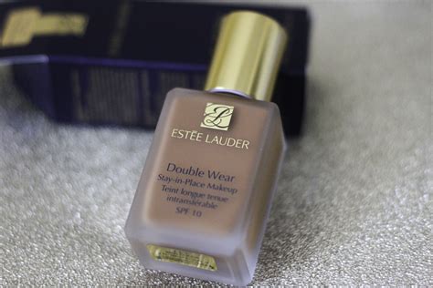 Product Review Estee Lauder Double Wear Foundation And Laura Mercier