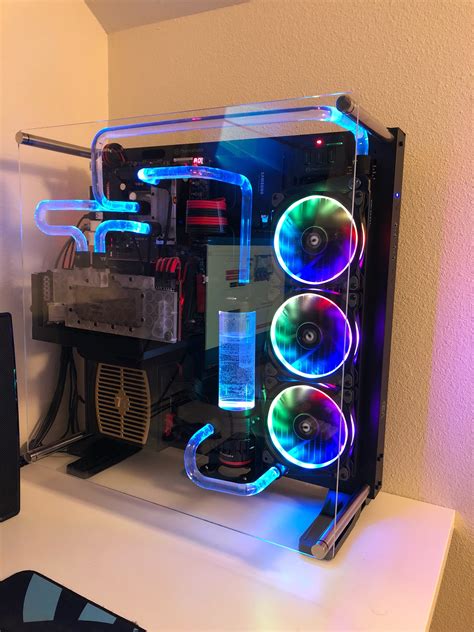 First Liquid Cooled Pc Outrun Theme Watercooling
