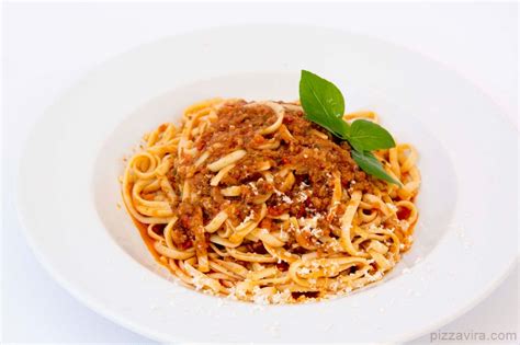Tagliatelle With Bolognese And Cream Sauce