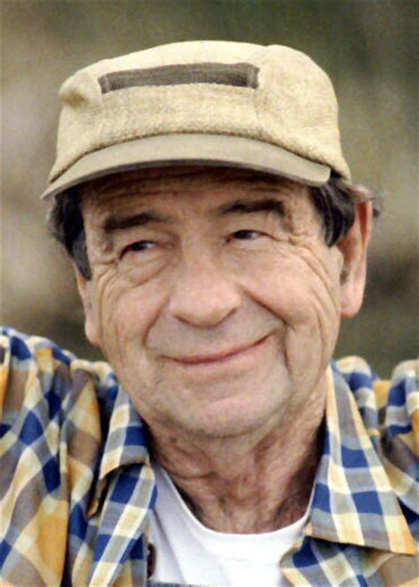 Memorialday was on monday and today we remember hank greenberg and the other top 5 detroit athletes who served in the united states military. Walter Matthau