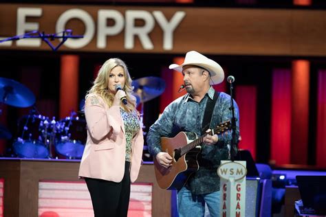 Garth Brooks And Trisha Yearwood The Story Behind “in Anothers Eyes