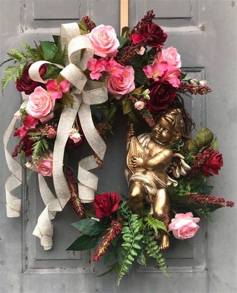 Fabulous Valentine Wreath Design Ideas For Your Front Door Decor 30