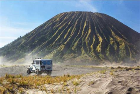 Berikut ini galeri gambar pemandangan alam yang indahnya bisa membuat kita nyaman dan mensyukuri apa yang telah diciptakan sang maha kuasa. 10 Foto Pemandangan Gunung Bromo Yang Menakjubkan ...
