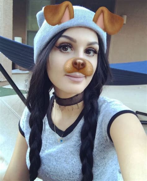Pin By Just Pics On Ssniperwolf Sssniperwolf Clothes Design Women