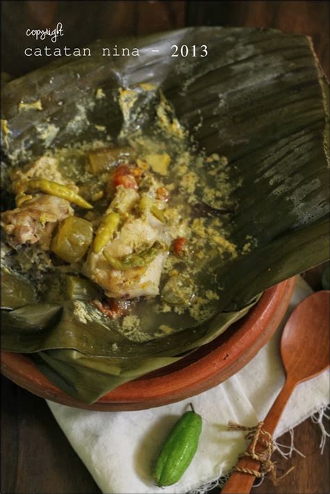 Garang asem adalah masakan olahan ayam yang dimasak menggunakan daun pisang dan didominasi oleh rasa asam dan pedas. GARANG ASEM AYAM - REPOST - Catatan-Nina | Aneka Resep ...