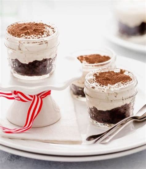 Easy 10 Minutes Chocolate Tiramisu In Jars Its Eggless Too Mamamia Recipes