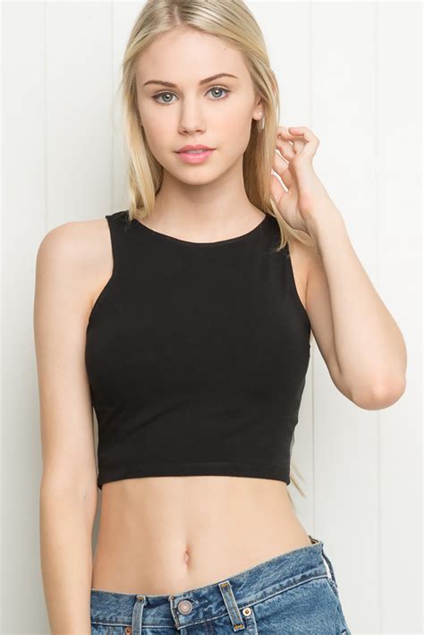Scarlett Leithold Brandy Melville Collection