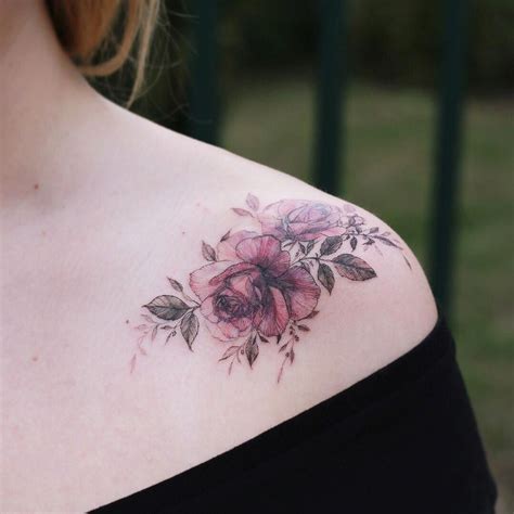 Tattoos For Women Back Tattoosforwomen Beautiful Flower Tattoos