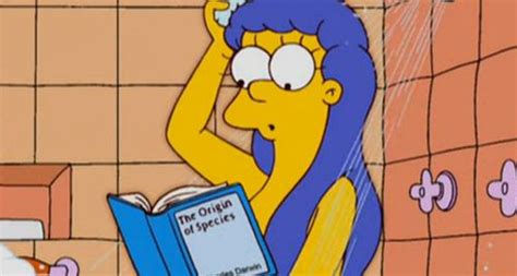 Marge Reads In The Shower Marge Simpson Simpson The Simpsons