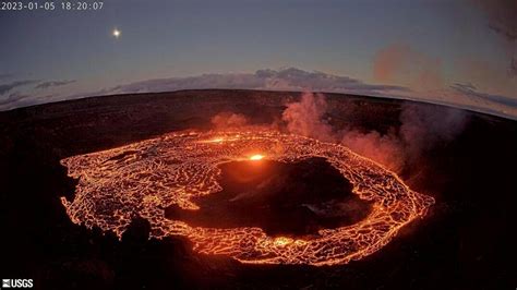 Hawaiis Kilauea Volcano Erupts Again Volcanoes News Al Jazeera