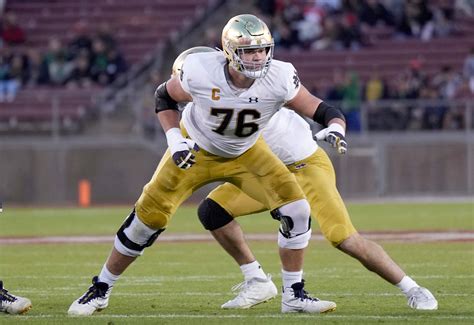 Notre Dame’s Joe Alt, projected top-10 pick, declares for NFL Draft