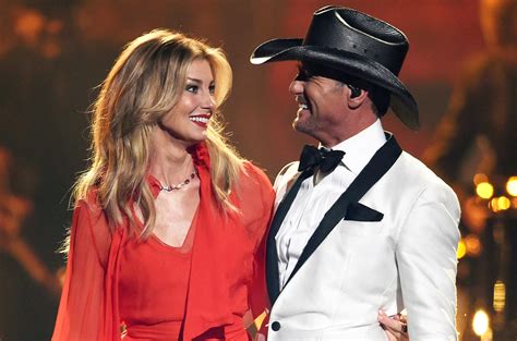 Faith Hills Birthday Tim Mcgraw Calls Wife His ‘center In Sweet