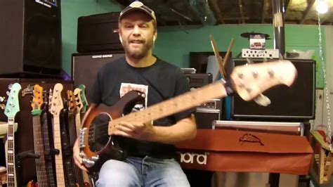 You'd think that people would have had enought of silly love songs but i look around me and i see it isn't so some people wanna fill the world with silly love some people wanna fill the world with silly love songs. Silly Love Songs- Paul McCartney and Wings bass cover - YouTube