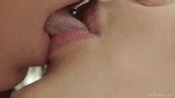 GIF Kiss On Lips