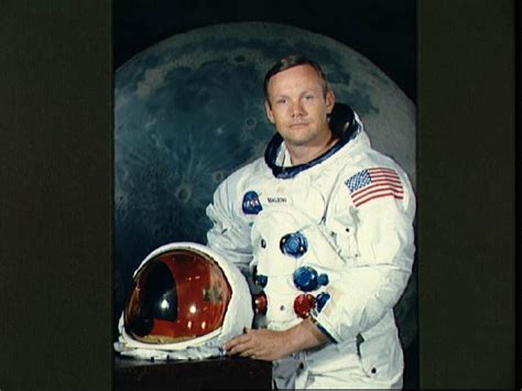 Neil Armstrong Dead First Man On The Moon Dies At 82 Huffpost