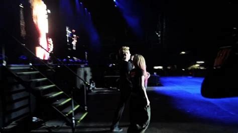 happy birthday serenade with chad kroeger at nickelback concert avril lavigne photo 32327238