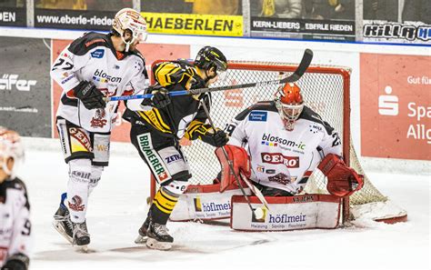 In einem wieder einmal nervenaufreibenden spiel setzte sich der hauptrundenmeister aus regensburg knapp mit 5. ECDC Memmingen Vorstand: "Sollte die Eishockey-Saison ...