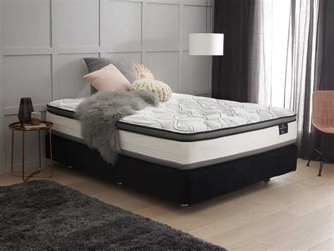 Find serta mattresses like the serta perfect sleeper and icomfort series. Serta Perfect Sleeper Distinction Mattress Plush | Beds ...