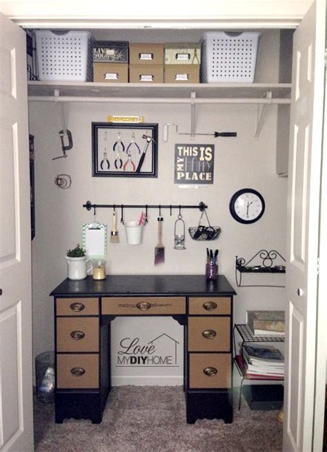 Making my craft room in a closet: Craft Room Closet Makeover {Love My DIY Home) | Hometalk