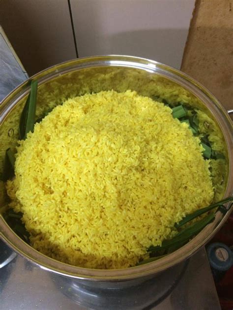 Ternyata, terdapat cara memutihkan gigi kuning dengan garam lo, sahabat 99. Begini Cara Nak Buat Pulut Kuning Kukus Dengan Rendang ...